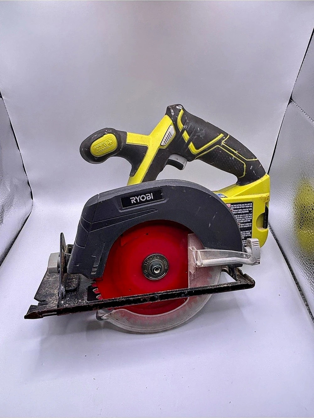 RYOBI ONE+ circular saw Cordless Circular Saw in Yellow & Black